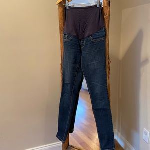 Old navy maternity jeans